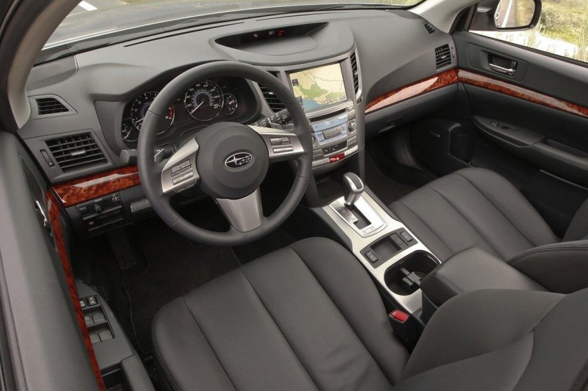 Субару Аутбек 2010