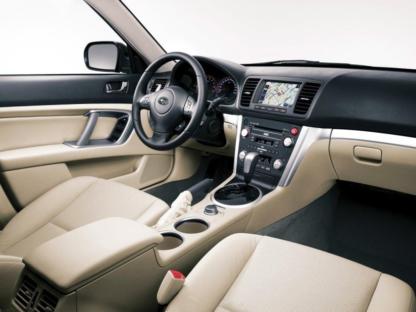 Subaru Legacy Outback 2007 салон