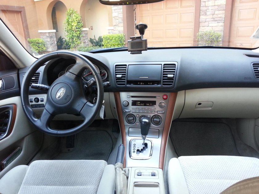 Subaru Legacy 2008 салон