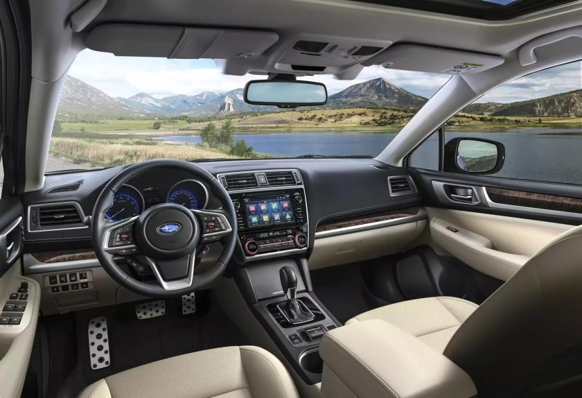 Субару Аутбек 2018