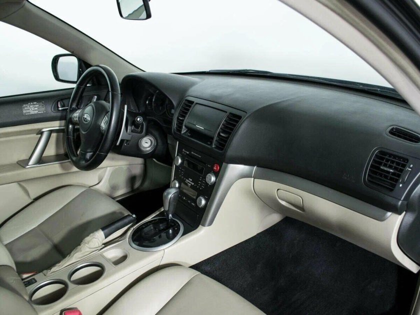 Субару аутбек 2007