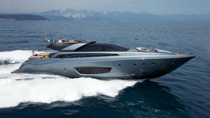 Yacht riva 88 domino