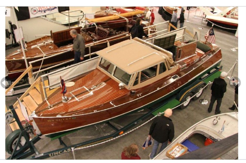 Моторная лодка Крис крафт