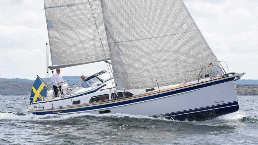 Hallberg Rassy 340