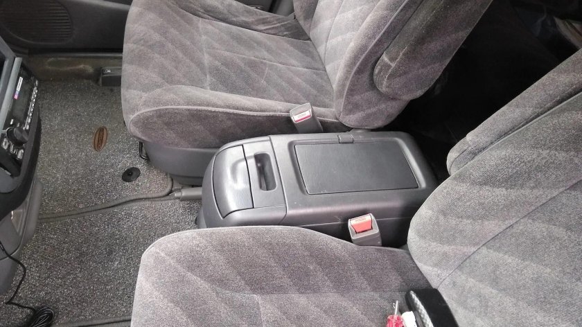 Подлокотник для Хонда Одиссей 1998