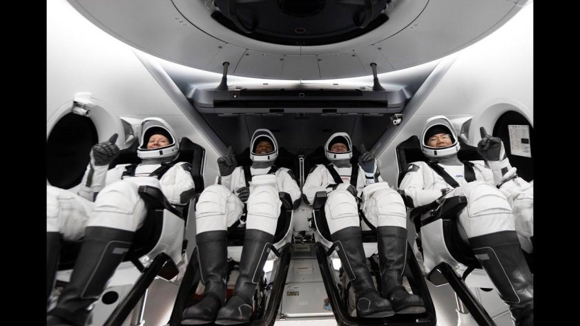 Spacex falcon 9 crew dragon