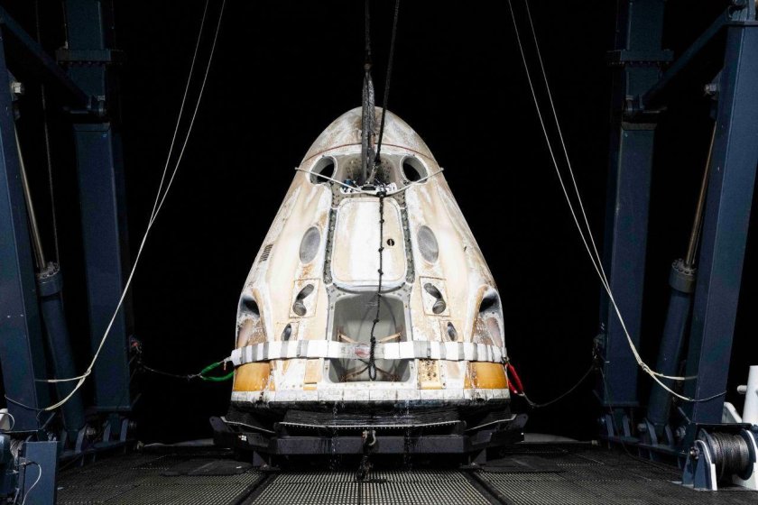 Крю драгон космический корабль