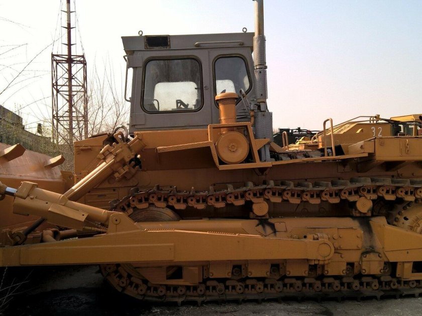 Бульдозер ЧЗПТ 330