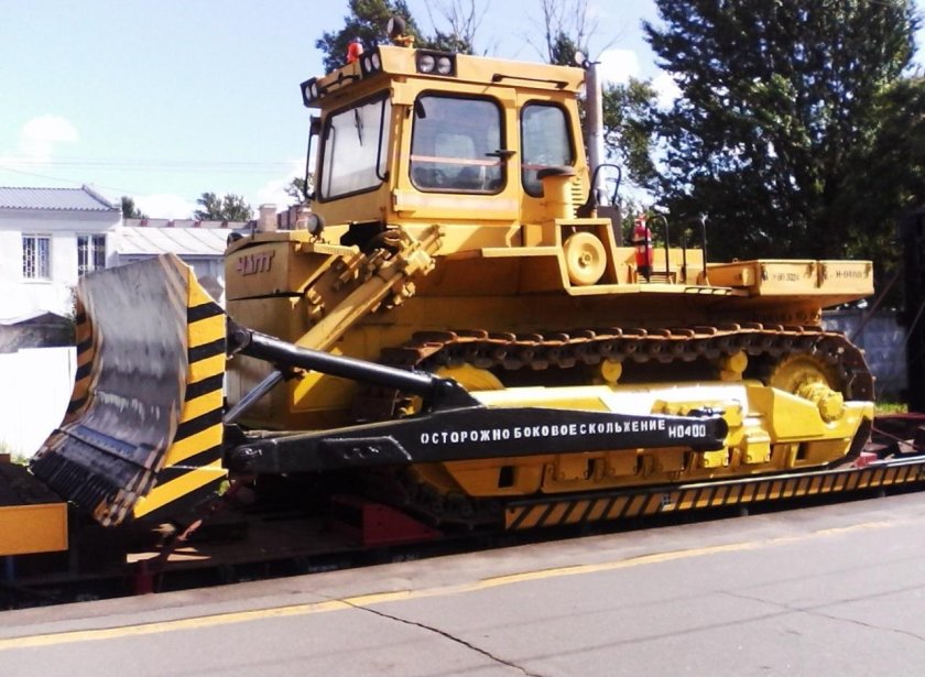 Бульдозер ЧТЗ т330