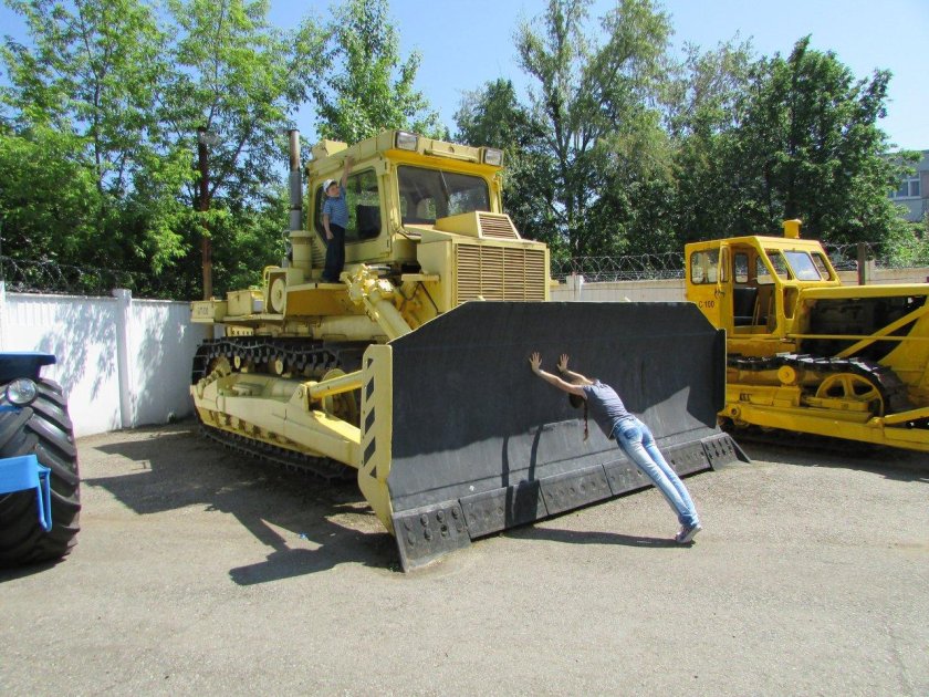 Чебоксарец бульдозер т 330