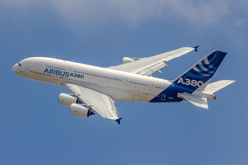 Airbus a380-841