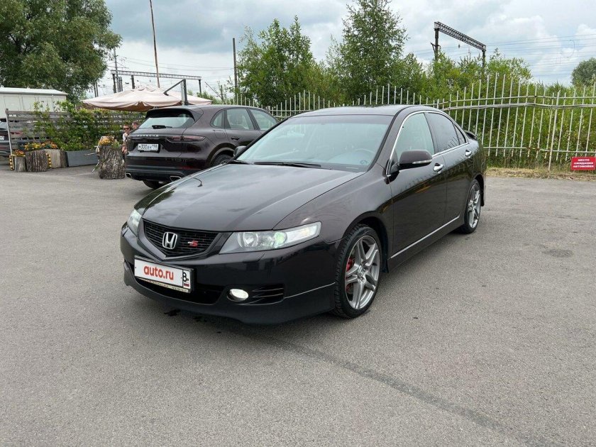 Хонда Аккорд 2.4