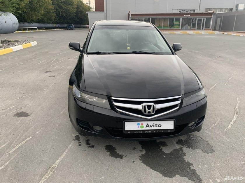Хонда Аккорд 2 литра