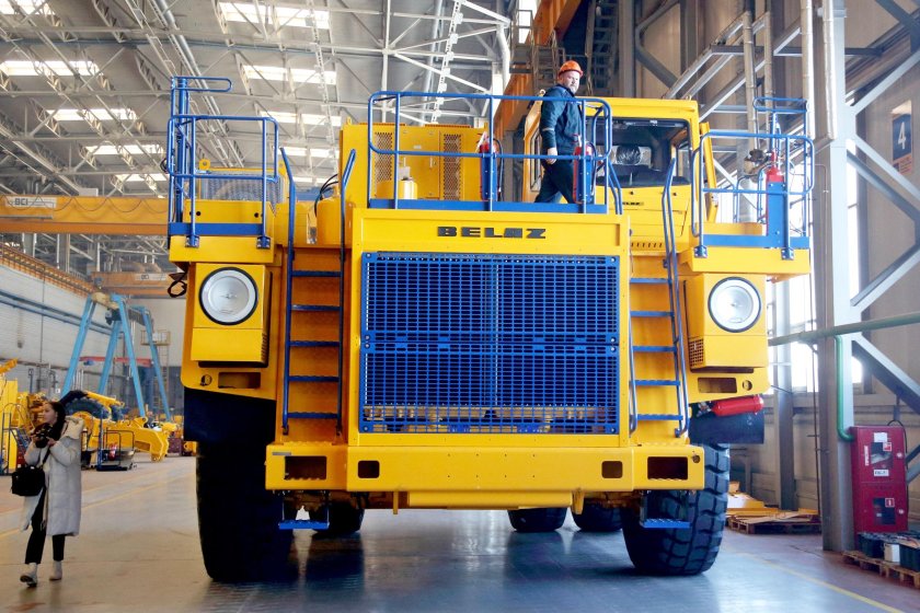 Завод белаз