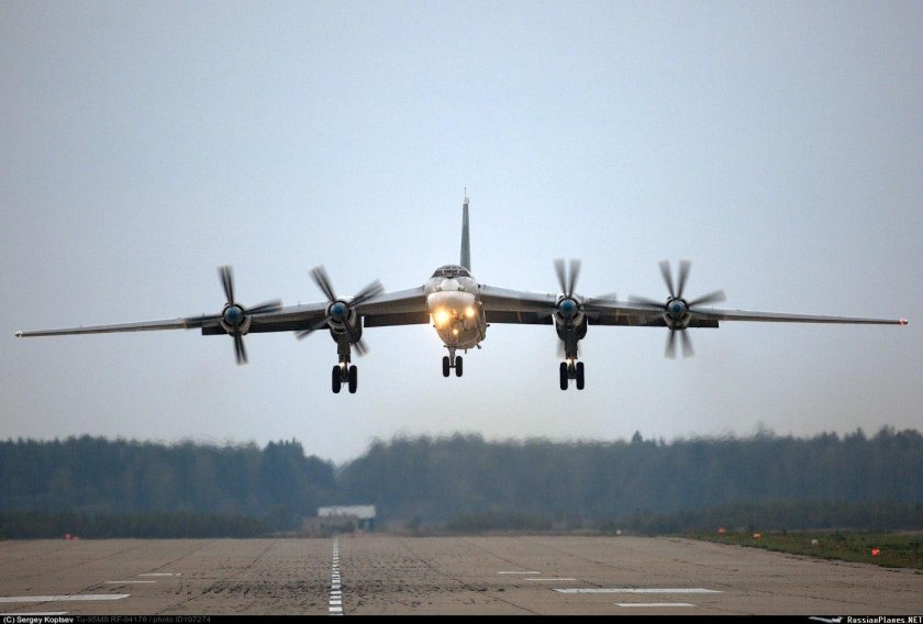 Энгельс аэродром дальней авиации