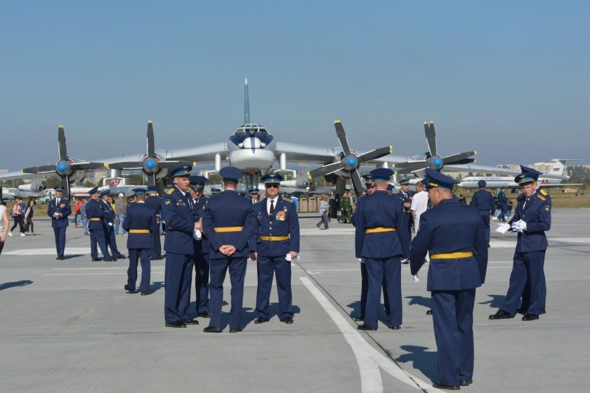 Аэродром в Саратове военный