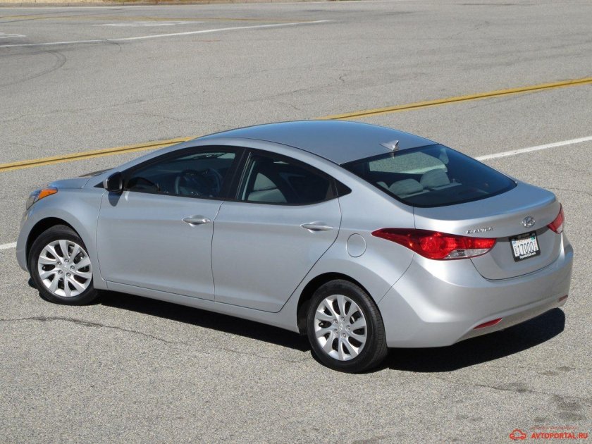 Hyundai Elantra 2013