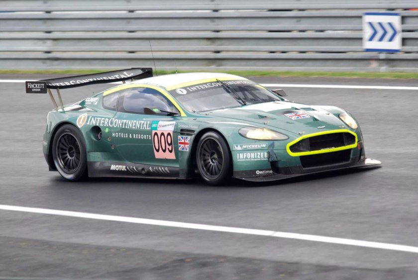 Aston Martin dbr9
