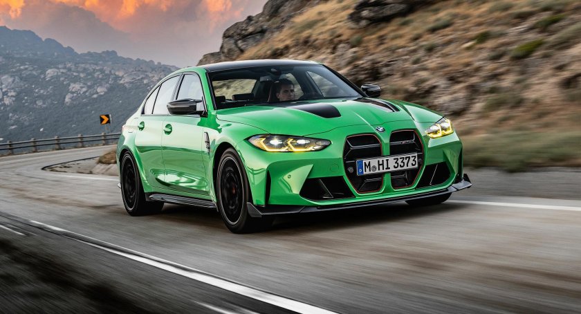 БМВ седан спортивная