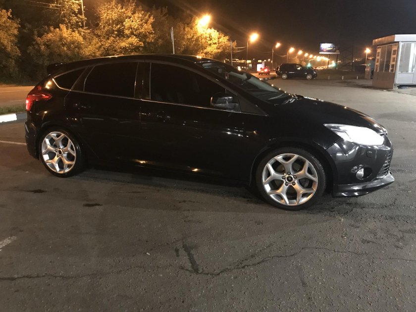 Форд фокус 3 r17