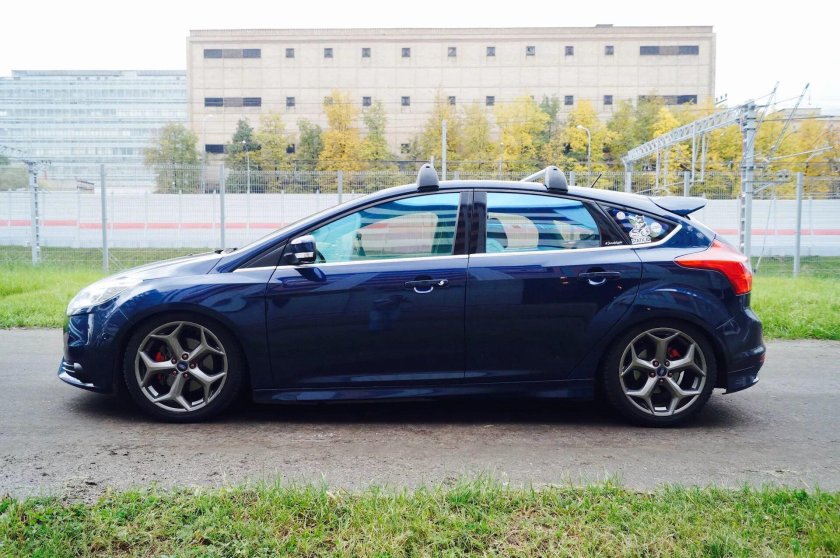 Ford Focus 3 r18