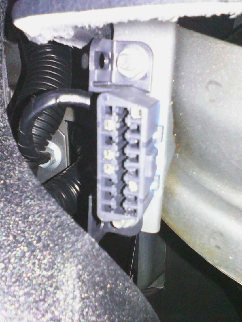 OBD разъём Шевроле-Нива