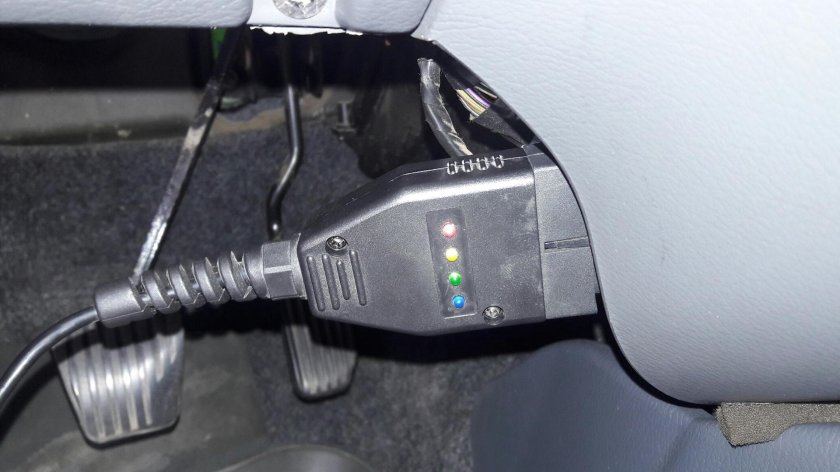 Lanos Daewoo 2005 диагностический разъем