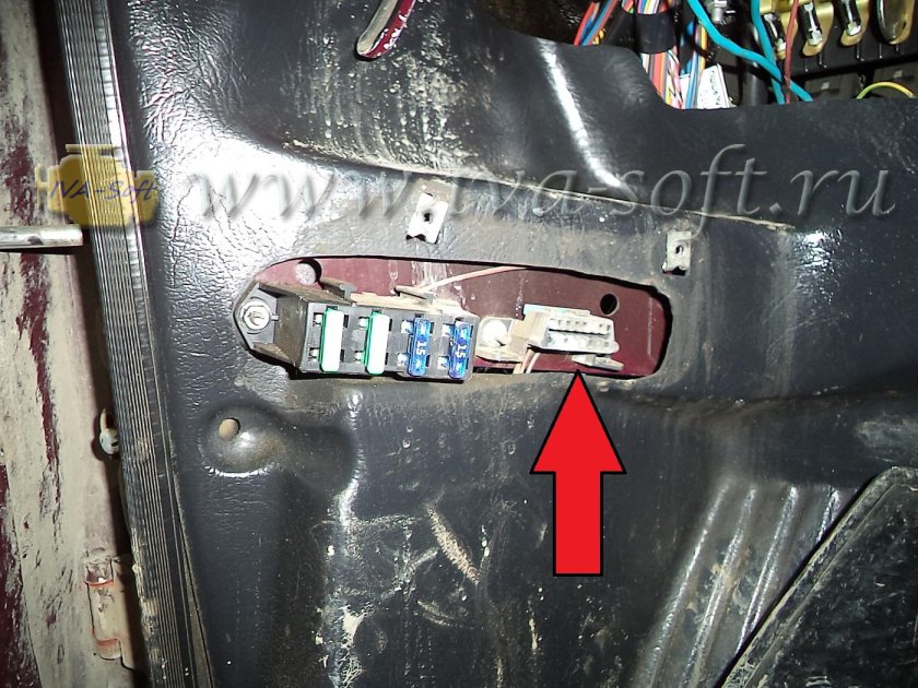 Диагностический разъем Нива 21214