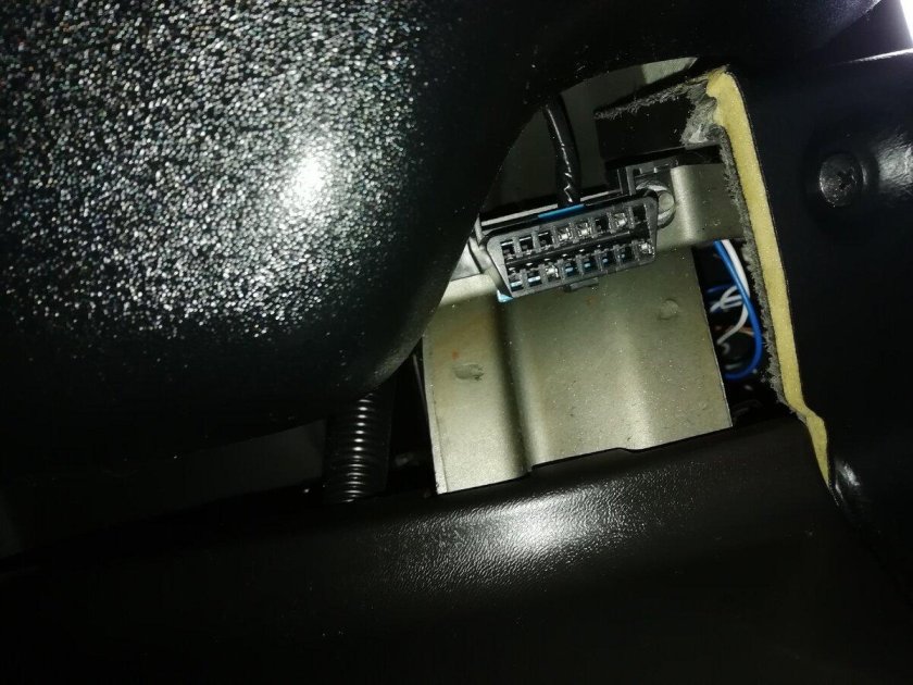 Диагностический разъем нива шевроле