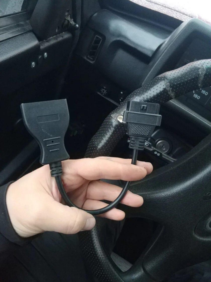 Сервисный разъем Лада Калина