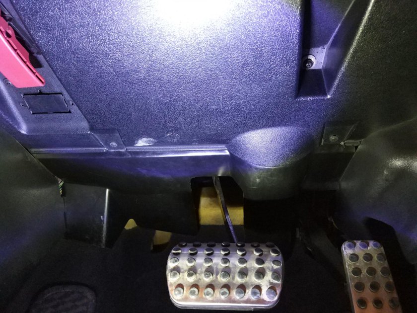 Разъём ОБД Нива Шевроле