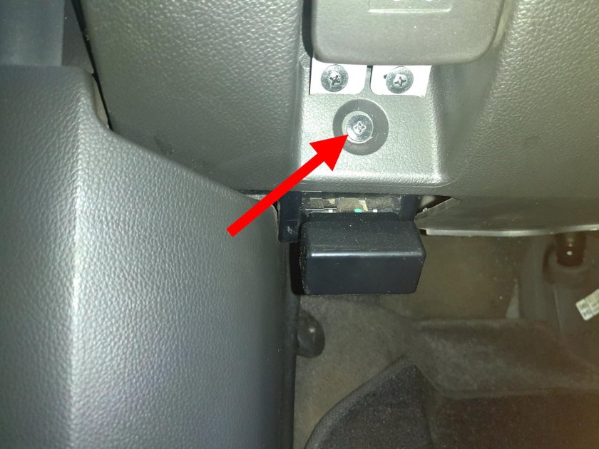 Разъём ОБД Нива Шевроле