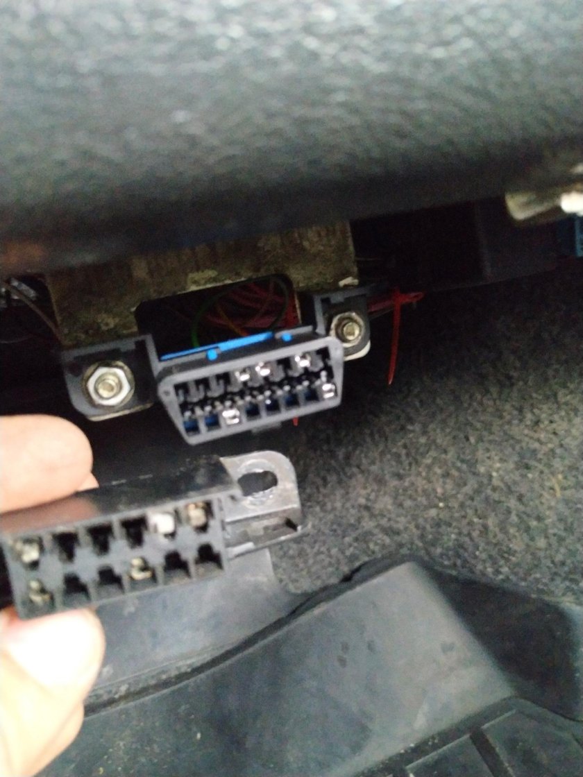 Разъём ОБД 2 ВАЗ 2114