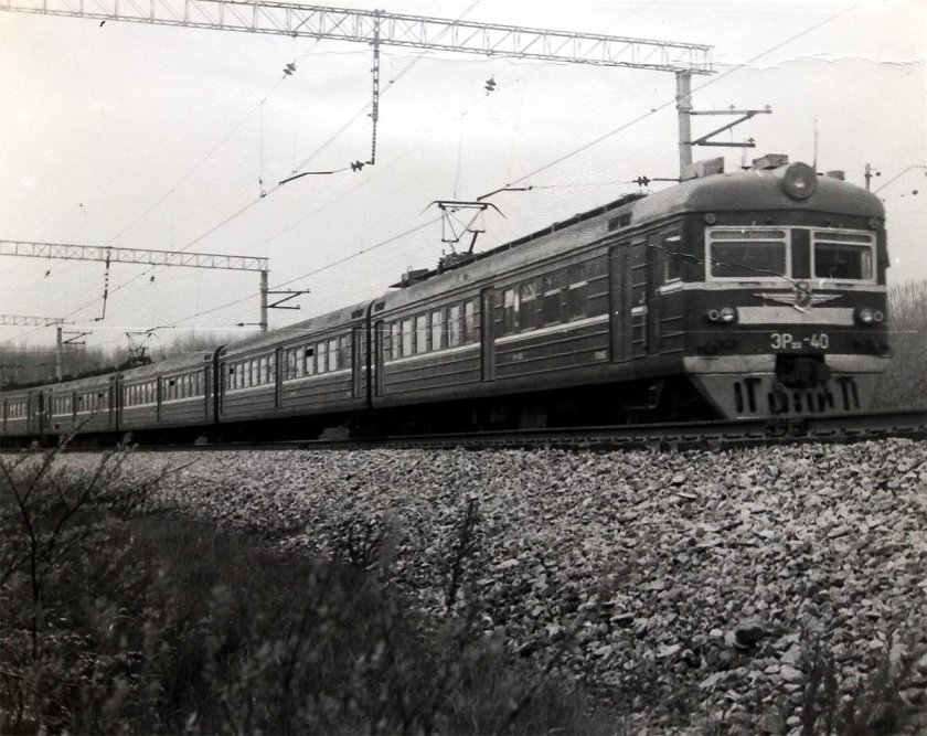 Эр22 электропоезд