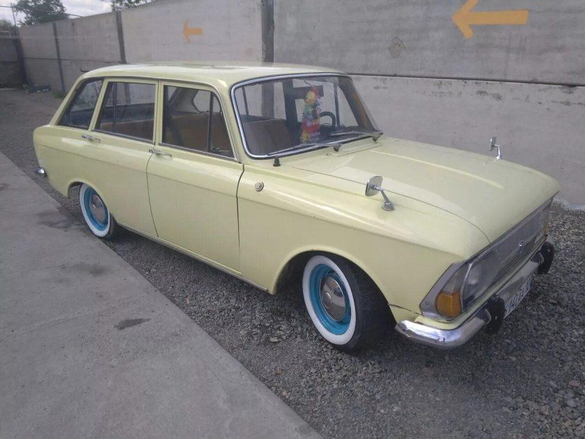 ИЖ 2125 Комби stance