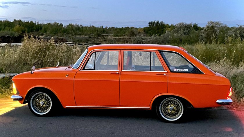 ИЖ 2125 1978 года