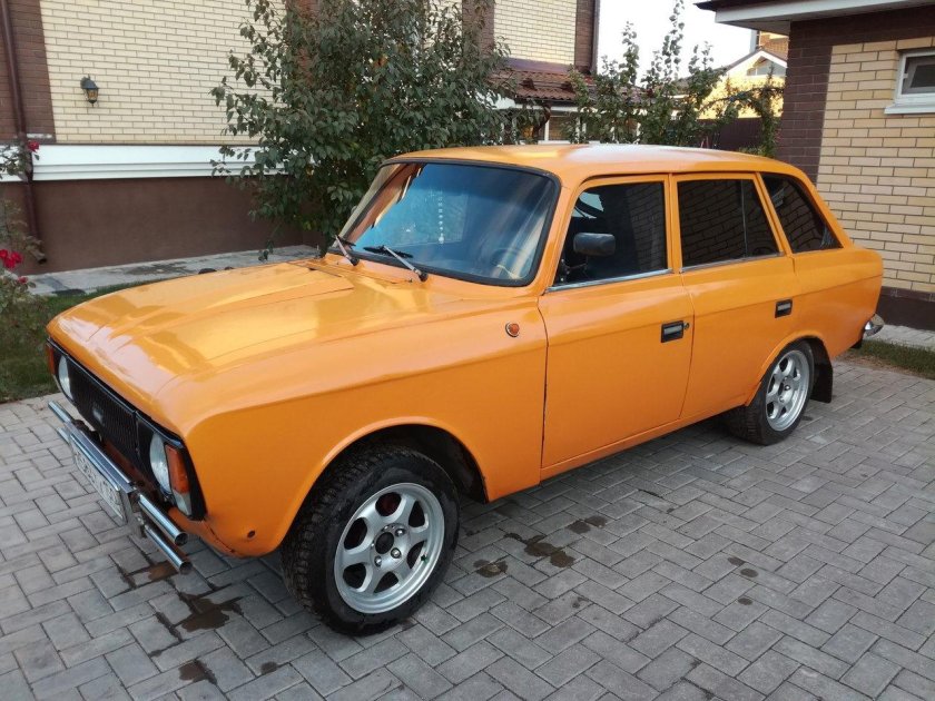 ИЖ Комби 2125