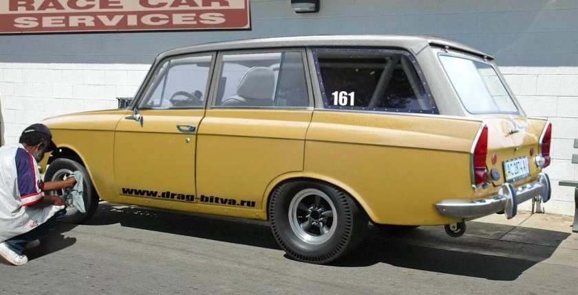 Москвич Комби 2137