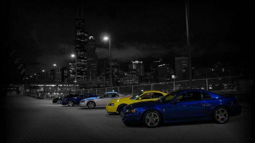 Машина ночью