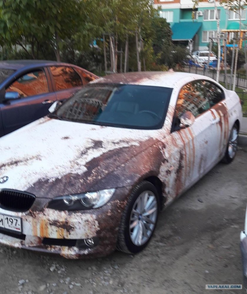 Ржавый автомобиль