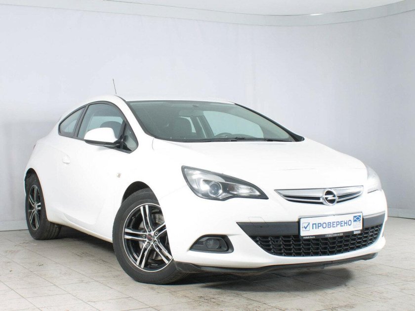 Опель Астра j 1.4 белый