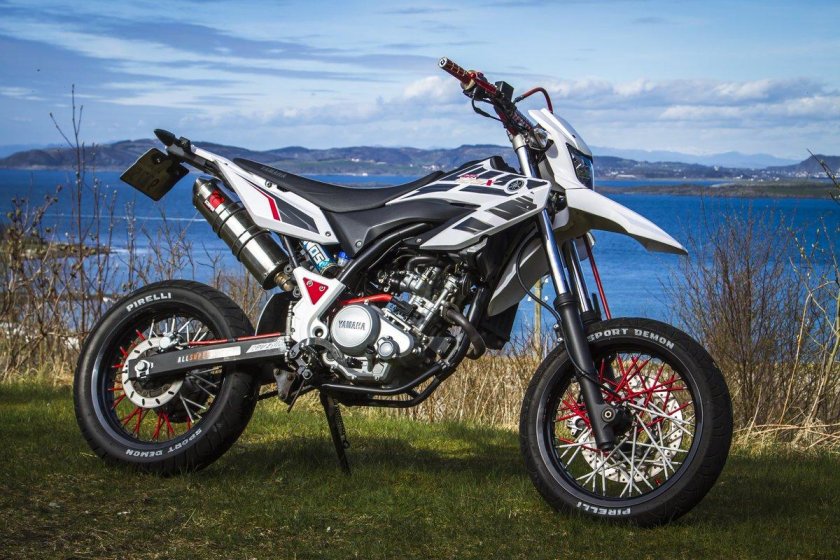 Yamaha WR 125