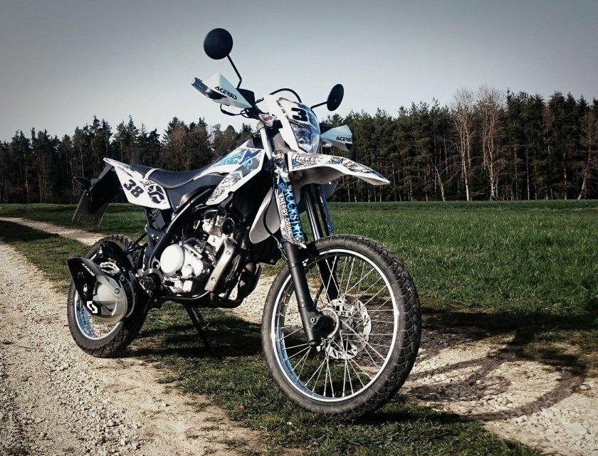 Yamaha WR 125