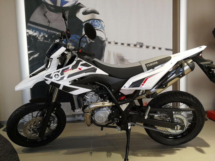 Yamaha WR 125
