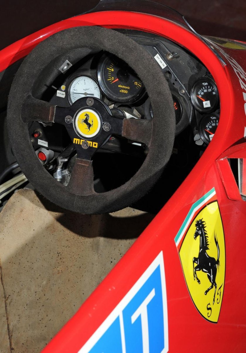 Феррари 1996 кокпит