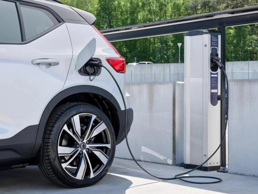 Зарядка для электромобиля