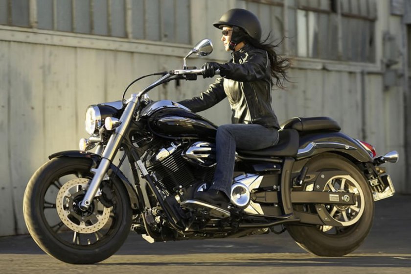 Yamaha XVS 950 Midnight Star