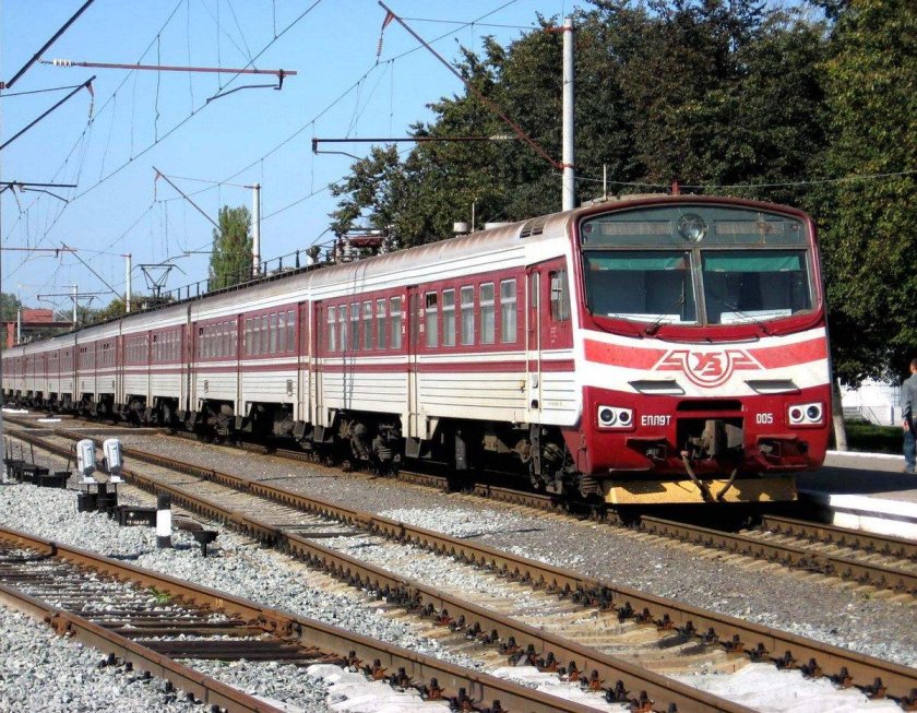 Эпл9т электропоезд