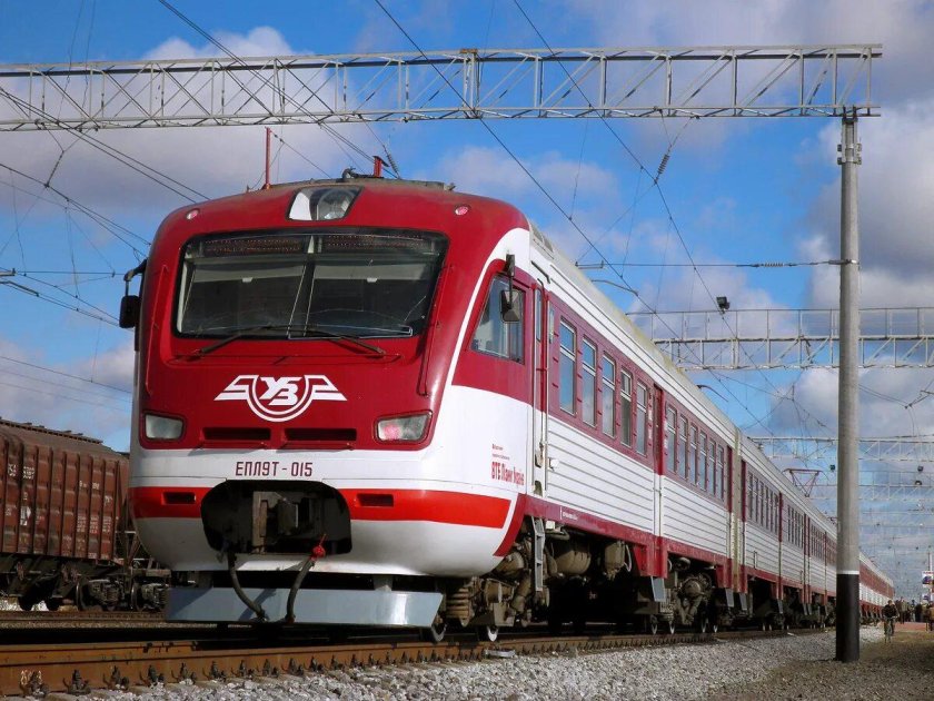 Эпл9т электропоезд