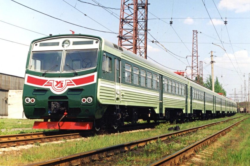 Вагон эпл2т